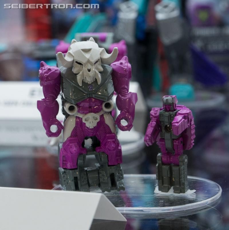 Transformers News: Updated #HASCON 2017 Galleries for Power of the Primes Transformers News: Updated #HASCON 2017 Galleries for Power of the Primes