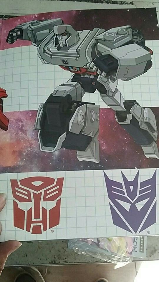 Transformers News: Transformers 'Evergreen' Activity Book Spotted in Argentina Transformers News: Transformers 'Evergreen' Activity Book Spotted in Argentina