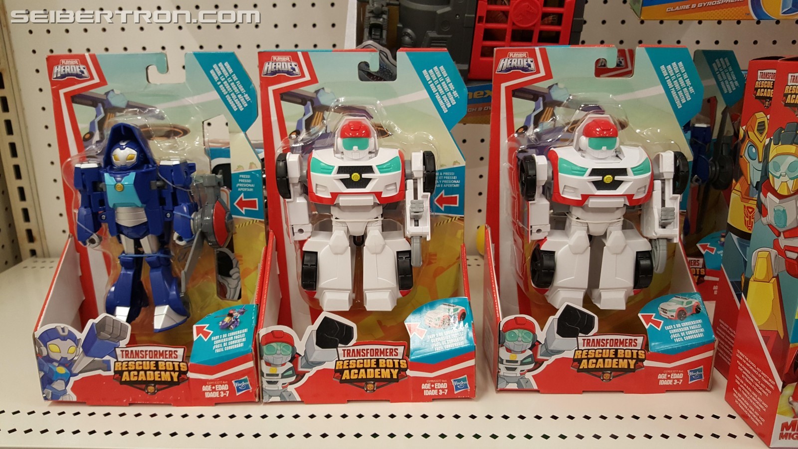 Transformers News: New Rescue Bots Academy figures found at retail Transformers News: New Rescue Bots Academy figures found at retail