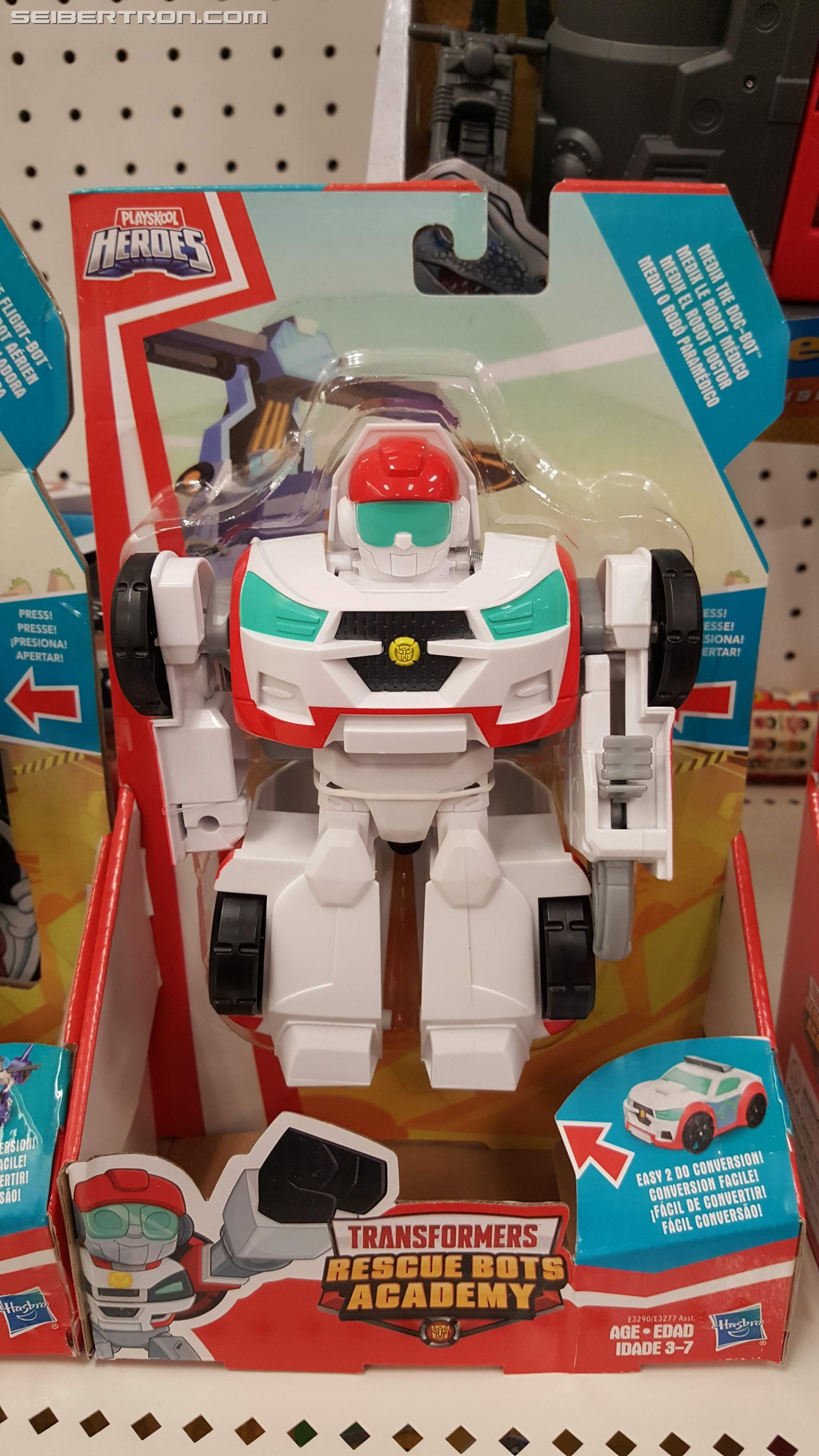 Transformers News: New Rescue Bots Academy figures found at retail Transformers News: New Rescue Bots Academy figures found at retail