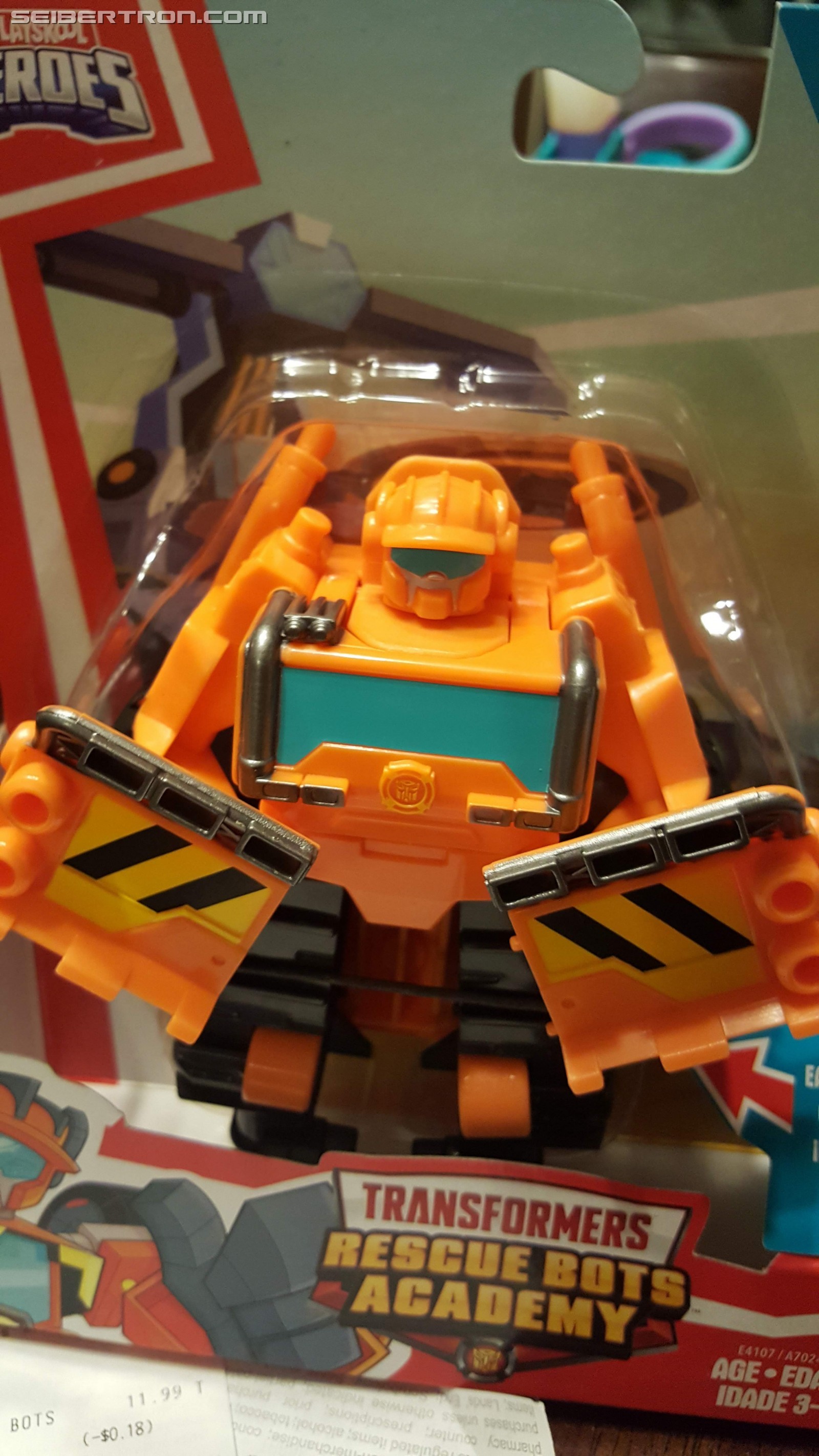 Transformers News: New Rescue Bots Academy figures found at retail Transformers News: New Rescue Bots Academy figures found at retail