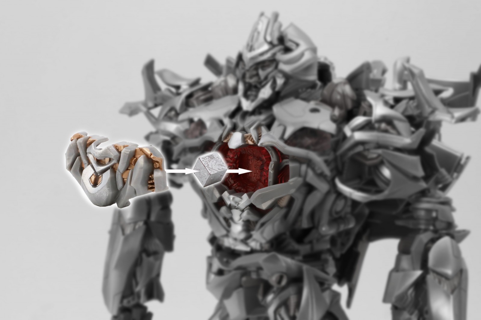 Transformers News: MPM Megatron and Jazz stock photos, prices, and release dates announced Transformers News: MPM Megatron and Jazz stock photos, prices, and release dates announced