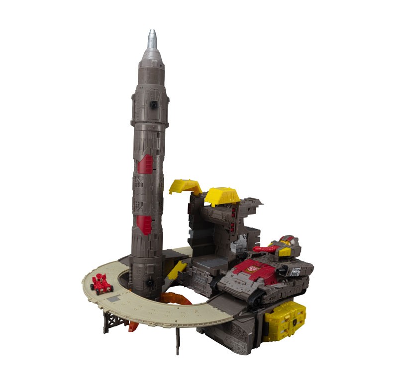Transformers News: Siege Titan Class Omega Supreme Gets New Stock Photos Ahead of October Release Transformers News: Siege Titan Class Omega Supreme Gets New Stock Photos Ahead of October Release