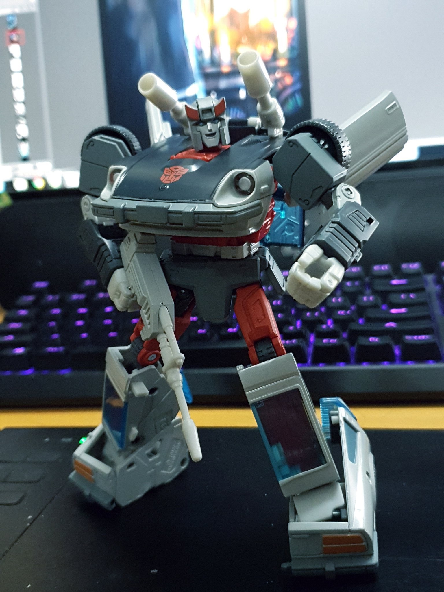 Transformers News: In-Hand Images of Masterpiece MP-18+ Anime Bluestreak Transformers News: In-Hand Images of Masterpiece MP-18+ Anime Bluestreak