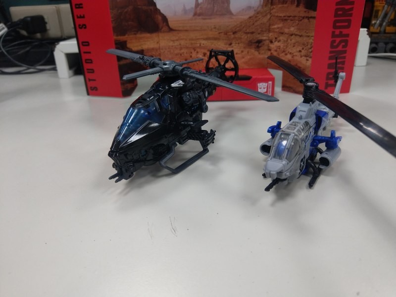 Transformers News: In-Hand Images of Transformers Studio Series SS-45 AOE Helicopter Mode Drift Transformers News: In-Hand Images of Transformers Studio Series SS-45 AOE Helicopter Mode Drift