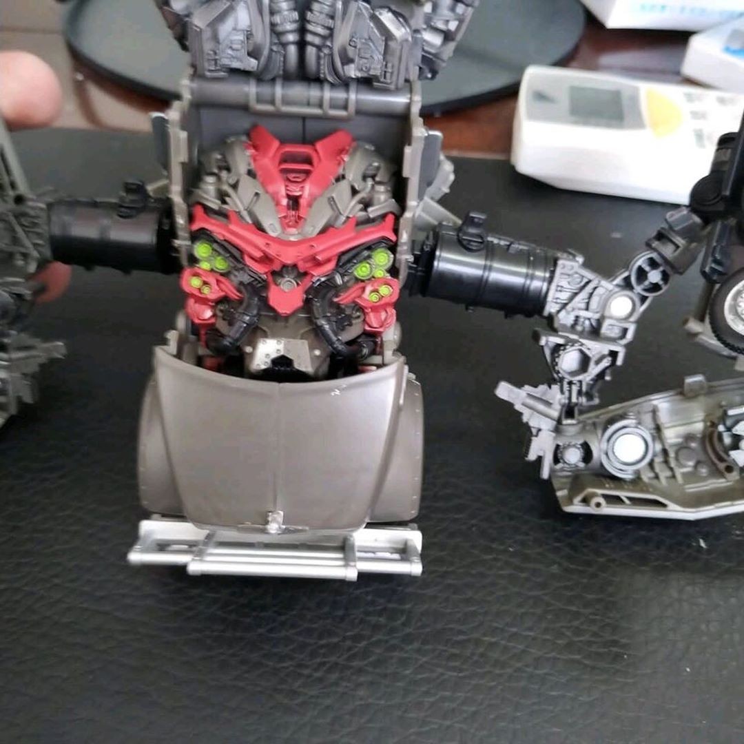 Transformers News: In Hand Images Of Studio Series Shockwave and Mixmaster (Including Head Mode!) Transformers News: In Hand Images Of Studio Series Shockwave and Mixmaster (Including Head Mode!)