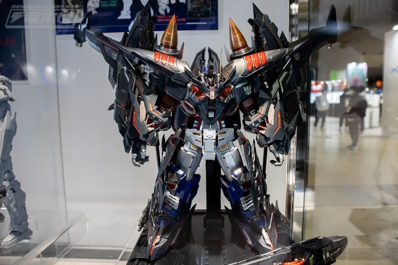 Transformers News: Flame Toys Gives Their IDW G1 Optimus Prime its own Jet Power Armor Upgrade Transformers News: Flame Toys Gives Their IDW G1 Optimus Prime its own Jet Power Armor Upgrade