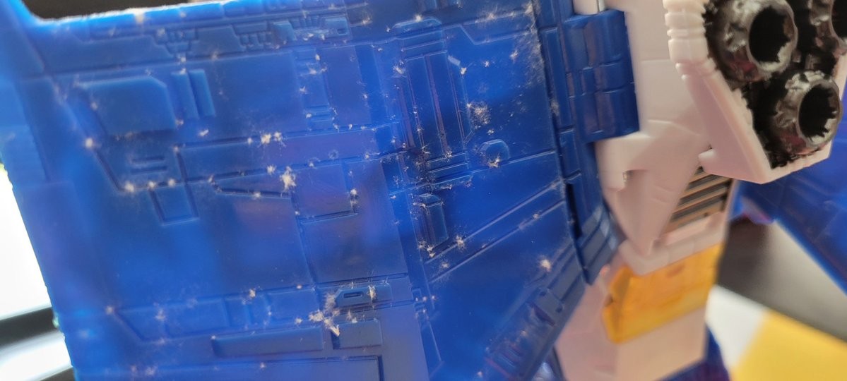 Transformers News: Fans Reporting "Fungal Growth" on Amazon Exclusive Nacelle Figure Transformers News: Fans Reporting "Fungal Growth" on Amazon Exclusive Nacelle Figure