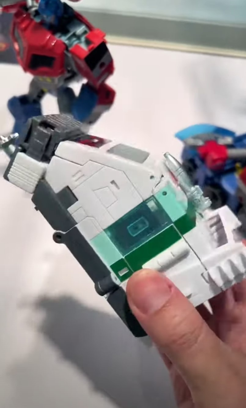 Transformers News: First Look and Hands On Video with Legacy Origin Wheeljack Transformers News: First Look and Hands On Video with Legacy Origin Wheeljack
