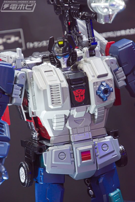 Transformers News: Takara Tomy Reveals MPG-14 God Bomber