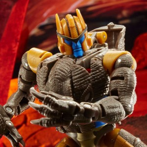 Transformers News: Kingdom Dinobot, Airazor and Ultra Magnus officially revealed
