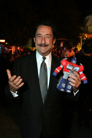 Transformers News: Peter Cullen at SacAnime 2015 - Video Introduction, Panels and Interview