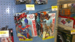 Transformers News: New Transformers Robots in Disguise Warrior Wave Featuring Windblade and Scorponok Found in Canada