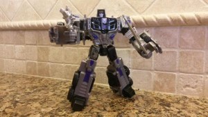 Transformers News: In-Hand Images - Transformers Generations Combiner Wars Motormaster / Menasor