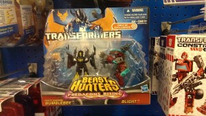 Transformers News: "Predacons Rising" Night Shadow Bumblebee vs. Blight Spotted in Retail