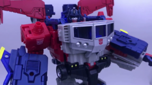 Transformers News: Video Review for Takara Tomy Transformers Legends LG-42 Godbomber