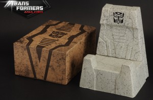 Transformers News: Official Image of Masterpiece MP-08X Grimlock Throne