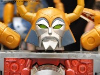 Transformers News: BotCon 2011 Coverage - Retail Exclusives Update