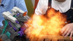 Transformers News: Video Demo of Takara Tomy Transformers Legends LG43 Dinosaurer (Trypticon)