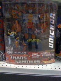 Transformers News: 25th Anniversary Unicron Sighted at Canadian Retail