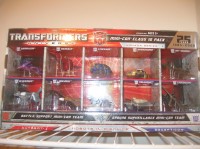 Transformers News: Minicon Collectors Get Up Off The Couch...New Exclusives Found