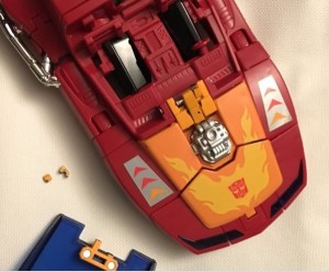 Transformers News: Top 5 Transformers Toys Most Likely to Break (and make you cry)