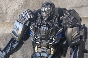 Transformers News: Pictorial Review of Transformers Studio Series Lockdown