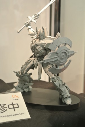 Transformers News: FuRyu Announces Transformers: Age of Extinction "Real Figures" Optimus Prime and Bumblebee