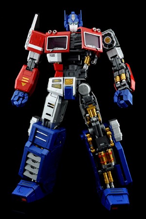 Transformers News: Official Images: UM-1 Ultimetal Optimus Prime