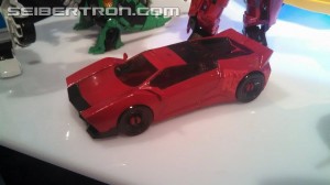 Transformers News: Toy Fair US 2015 video of new Transformers Robots in Disguise (2015) Products