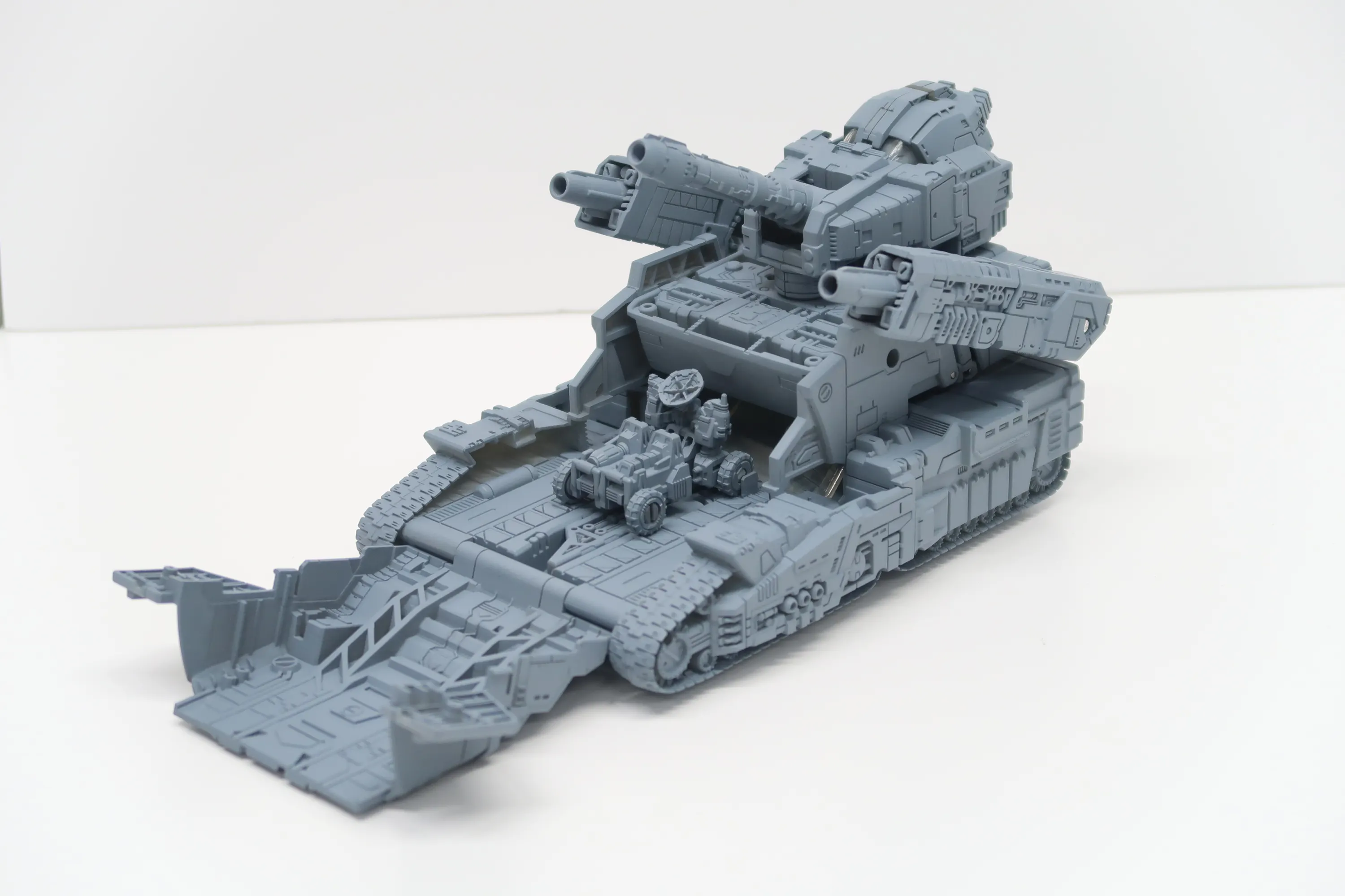 Transformers News: Interview about Siege Omega Supreme with new Image of Details and Gimmicks