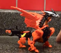 Transformers News: Video Reviews: Transformers Prime "Beast Hunters" Cyberverse Commanders Optimus Prime & Predaking