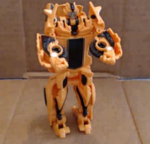 Transformers News: Video Review - Transformers: Age of Extinction One-Step Bumblebee
