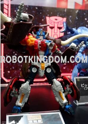 Transformers News: RobotKingdom.com Newsletter #1440