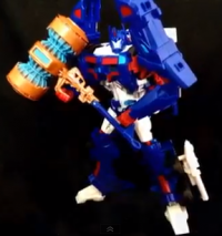 Transformers News: Video Review: Platinum Edition Ultra Magnus