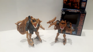 Transformers News: Entire First Wave of Legacy United Found / Available in US and Canada+ Reviews
