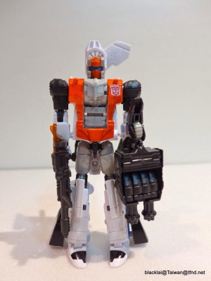 Transformers News: Transformers Combiner Wars Alpha Bravo In Hand Images