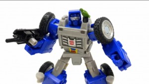 Transformers News: Transformers Legacy Evolution Beachcomber Video Review