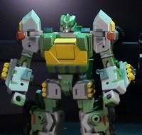 Transformers News: Toy Images of Warbot Defender