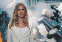 Transformers News: Screen captures from TF3 Dark of the Moon Super Bowl trailer