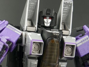 Transformers News: New Gallery: Masterpiece MP-11SW Skywarp