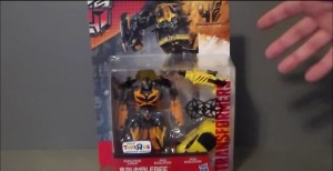 Transformers News: Age Of Extinction Evolution Of Bumblebee Video Review