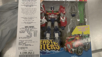 Transformers News: Transformers Prime Beast Hunters Wave 1 Deluxe & Voyagers Released In Canada
