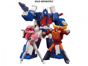 Transformers News: New pics and product description of Masterpiece MP-51 Arcee