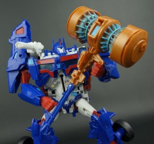Transformers News: New Galleries: Platinum Edition Ultra Magnus and Transformers Prime Weaponizer Bumblebee Variant