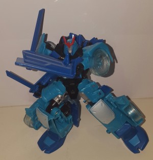 Transformers News: Transformers Robots in Disguise Blizzard Drift,Thunderhoof,Quillfire wave found in North America
