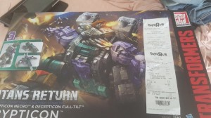Transformers News: Transformers Titans Return Titan Class Trypticon Sighted at US Retail