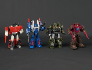 Transformers News: New Galleries: War for Cybertron SIEGE Deluxe Class Cog, Hound, Sideswipe and Skytread