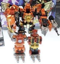Transformers News: 2010 Campaign Predaking Preorder open at BigBadToyStore