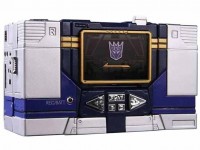 Transformers News: BBTS Sponsor News: Botcon, Transformers, Robocop ED-209, Pink Ranger, DC Collectibles, Prometheus, Play Arts Kai, Monsters University & More!